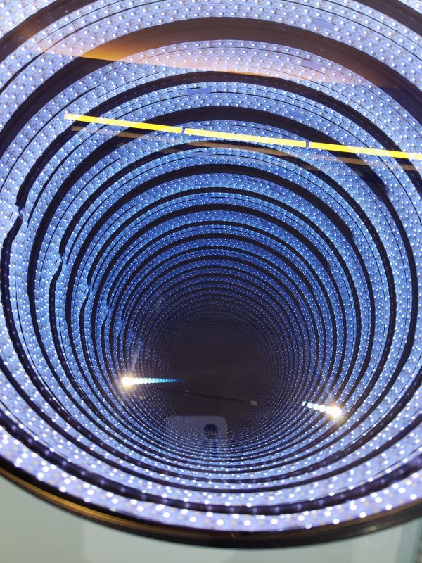 tunnel mirror